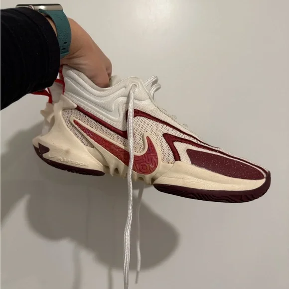 Nike Cosmic Unity 2 Sisterhood Sneakers - Picture 5 of 15